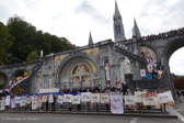 2_Jeu03Oct_D_Nvle_Procession_Eucharistique_128_.jpg